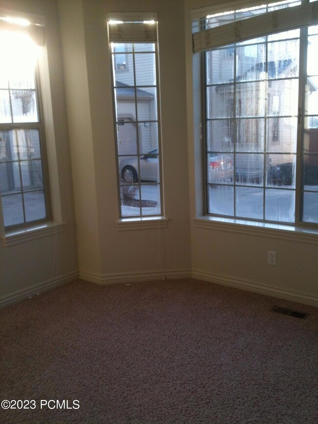 832 Michie Ln, Midway, UT 84049 - photo 2