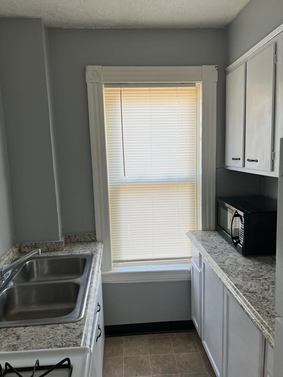 128 Covel St unit 2, Fall River, MA 02723 - photo 4