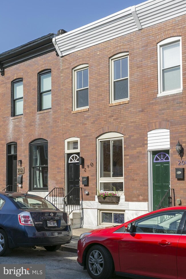 210 S Robinson St, Baltimore, MD 21224 - photo 2