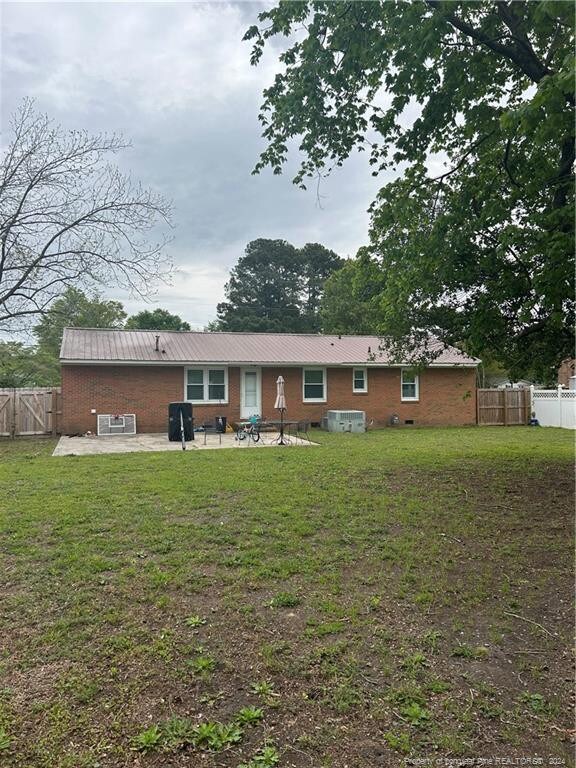 722 Berwick Dr, Fayetteville, NC 28314 - photo 3