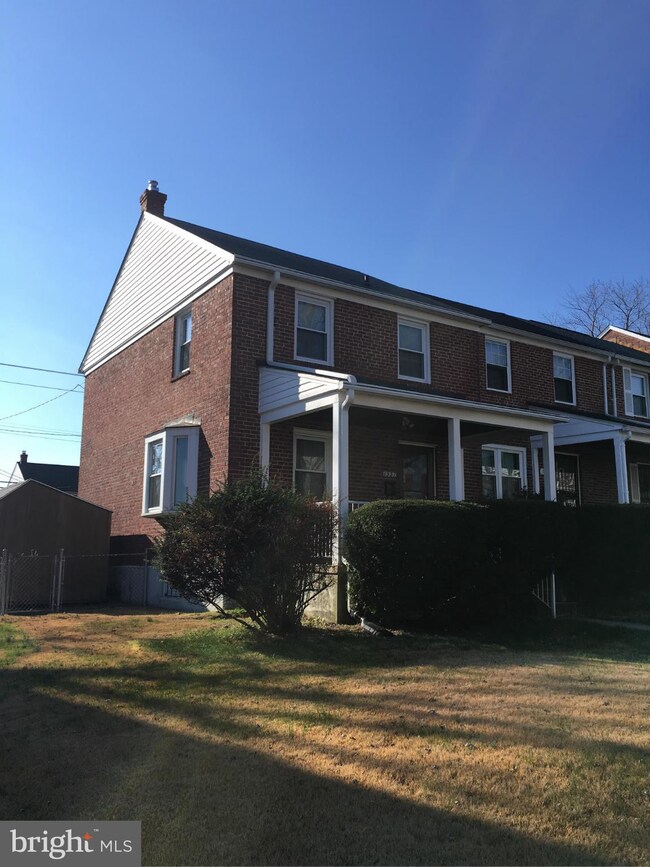 1337 Cedarcroft Rd, Baltimore, MD 21239 - photo 2