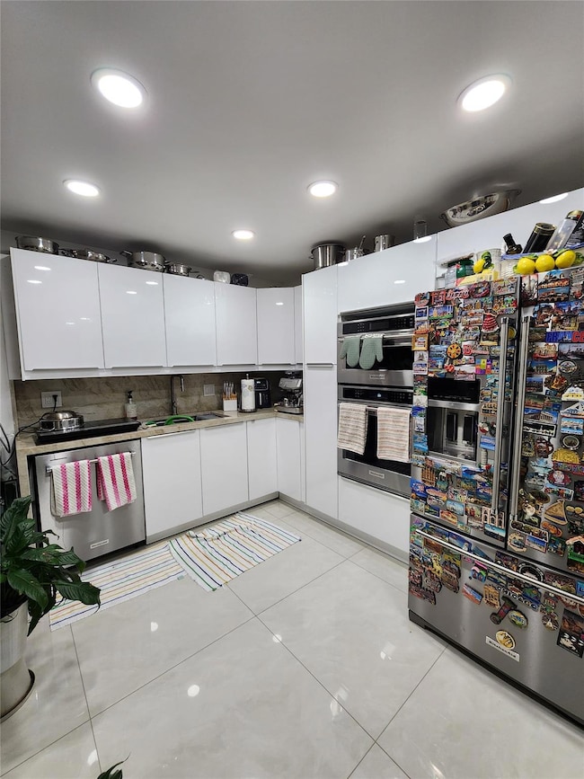 2500 Parkview Dr unit 403, Hallandale Beach, FL 33009 - photo 4