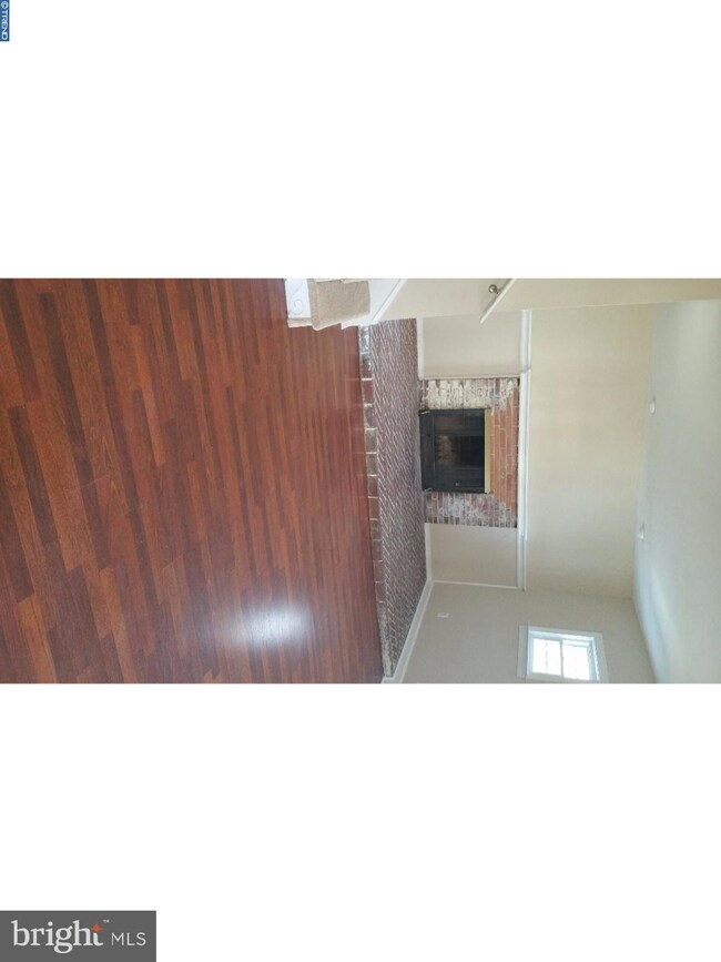 211 S Columbia St, Woodbury, NJ 08096 - photo 4