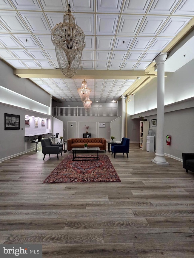 1010 00 Race St unit 8H, Philadelphia, PA 19107 - photo 4