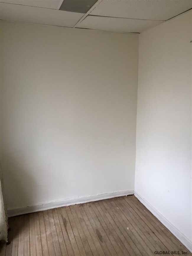512 Washington Ave, Albany, NY 12203 - photo 5