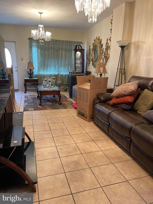 716 Moss St, Reading, PA 19604 - photo 3