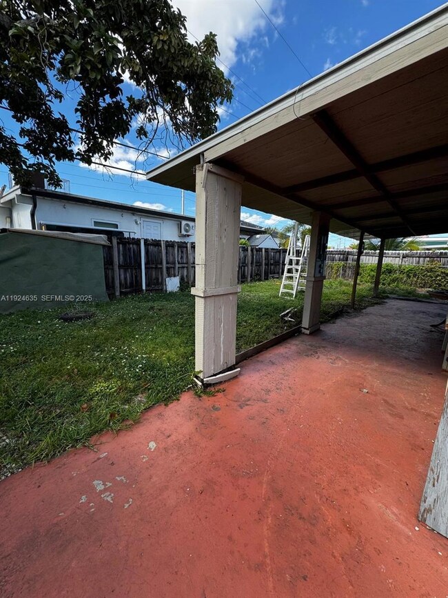 4796 E 10th Ave unit 2, Hialeah, FL 33013 - photo 4