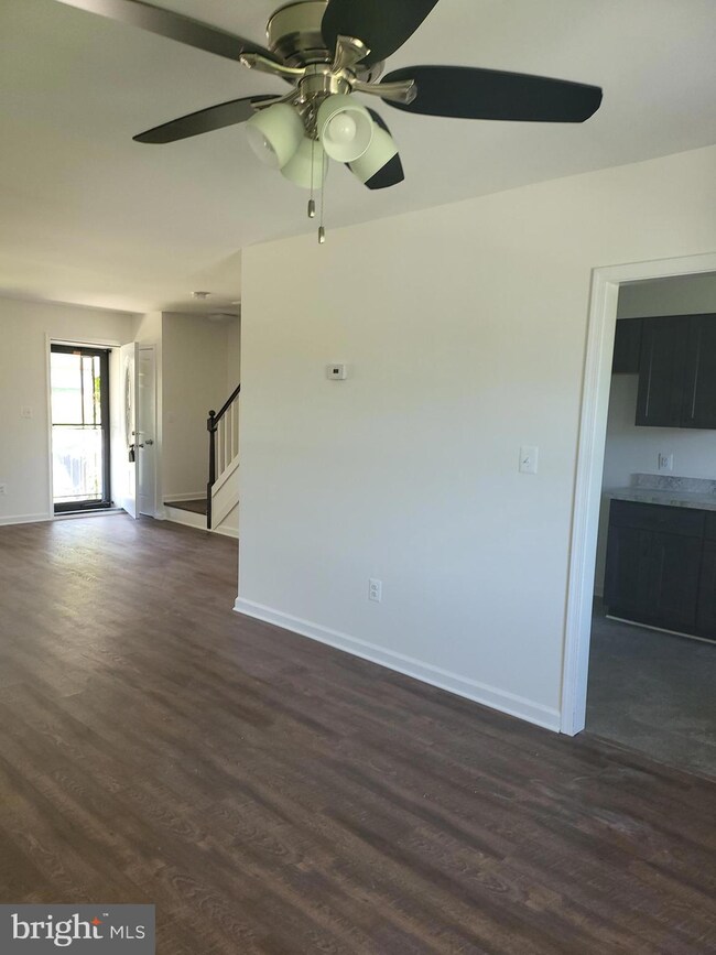 1008 Andover Rd, Baltimore, MD 21218 - photo 5