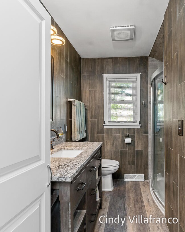 215E.29thSt-23LoRes