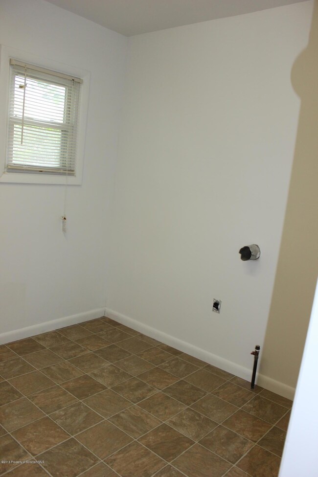 2210 Brown Ave unit 2212, Scranton, PA 18509 - photo 7