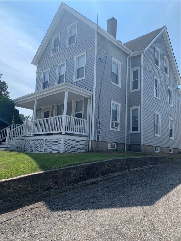 4 Jay St unit 1, Westerly, RI 02891 - photo 5