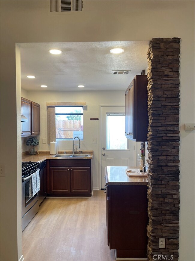 2230 E Avenue q4 unit 35, Palmdale, CA 93550 - photo 6