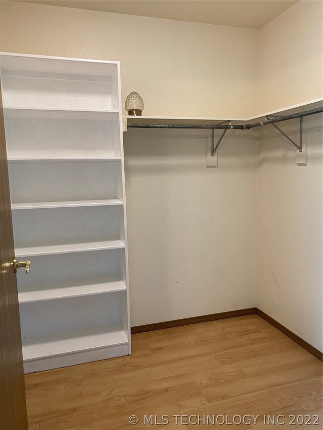 4223 W Twin Oaks Rd, Caney, OK 74533 - photo 5