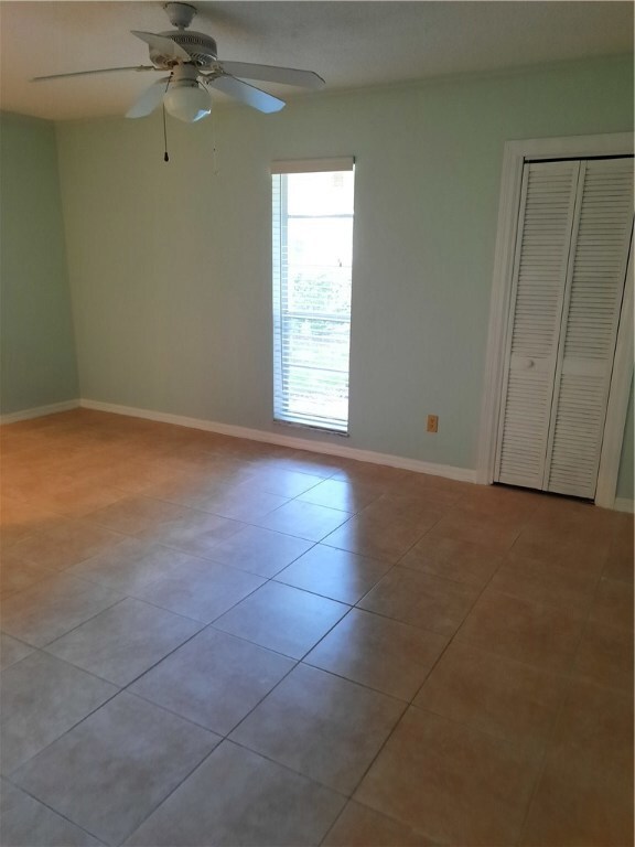 526 Azalea Ln unit 530, Vero Beach, FL 32963 - photo 6