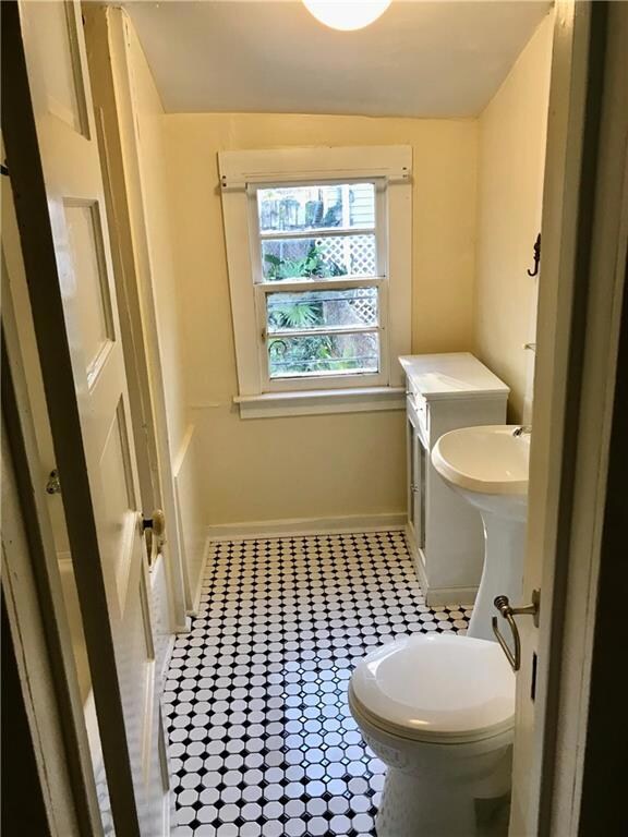 926 Dufossat St, New Orleans, LA 70115 - photo 6