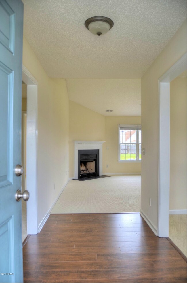 5 foyer