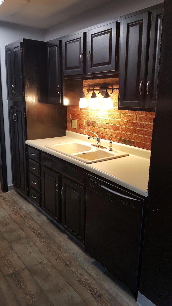 272 Jefferson Rd, Newark, OH 43055 - photo 2