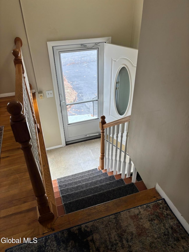 52 Trottingham Rd, Saratoga Springs, NY 12866 - photo 2