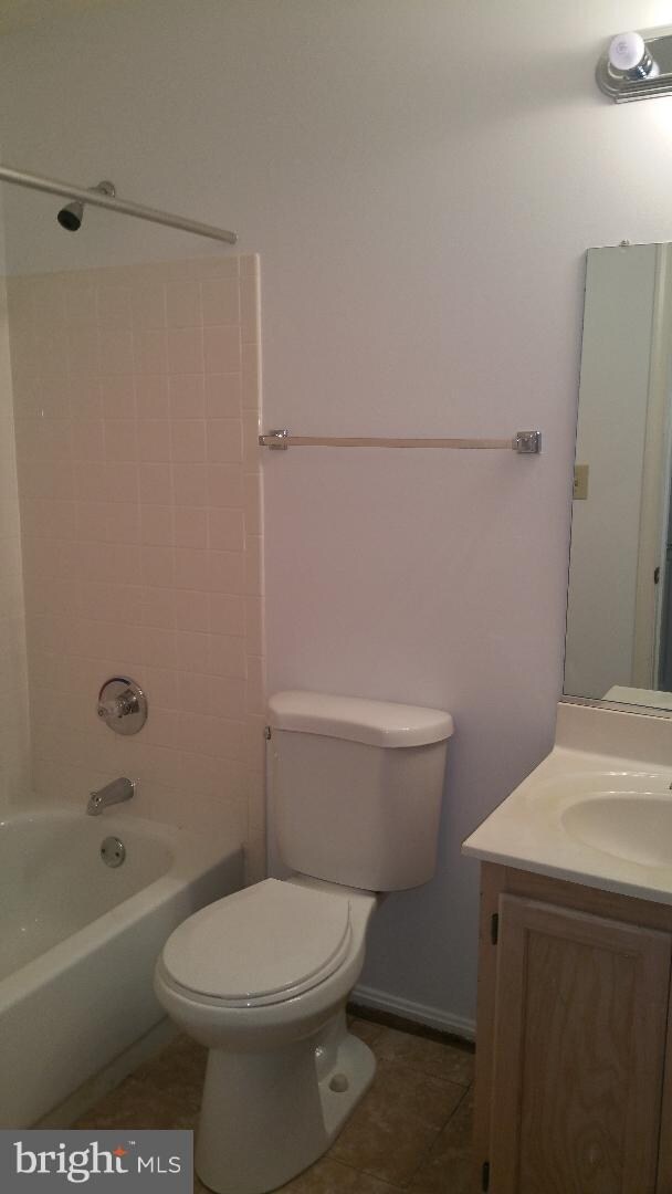 4133 Applegate Ct, Suitland, MD 20746 - photo 4