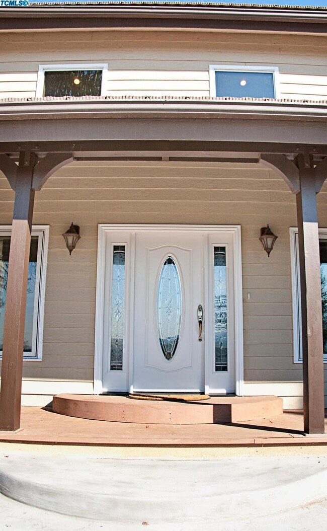 28010 Worth Dr, Porterville, CA 93257 - photo 3