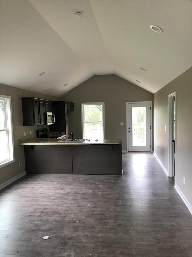 126 Bobby Jones Blvd, Frankfort, KY 40601 - photo 3