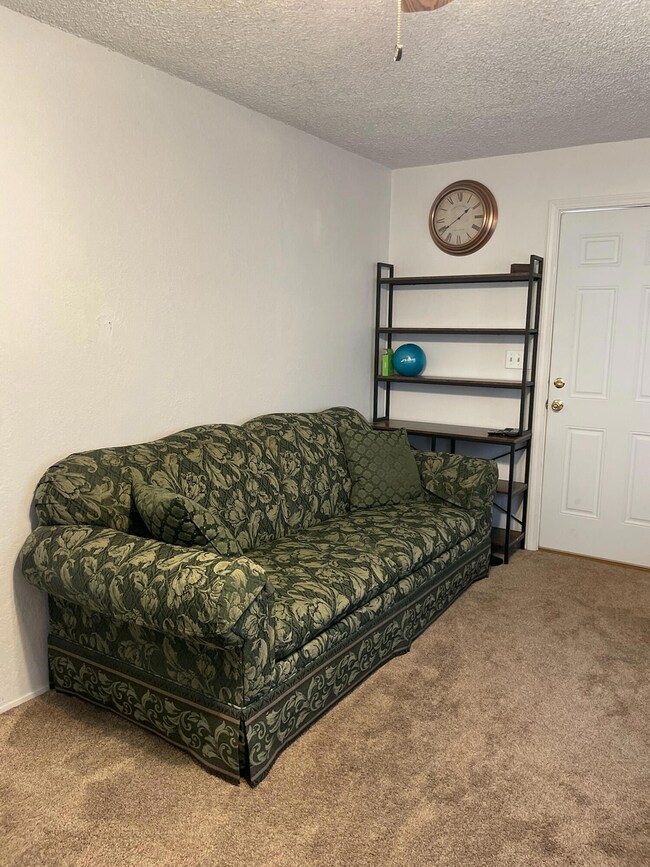 1825 Siskiyou St, Klamath Falls, OR 97601 - photo 5