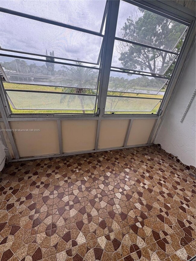 Directly located in the second bedroom