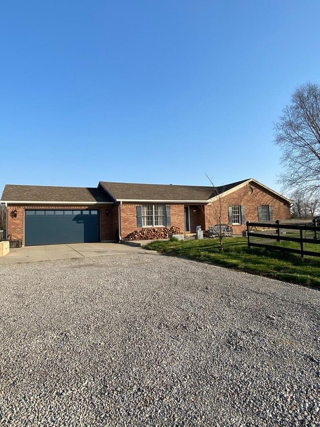 3210 Jordan Rd, Pleasant Plain, OH 45162 - photo 2