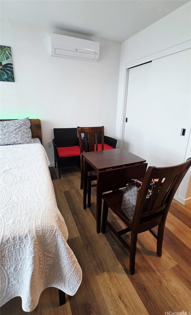 1500 Rycroft St unit 2208R, Honolulu, HI 96814 - photo 6