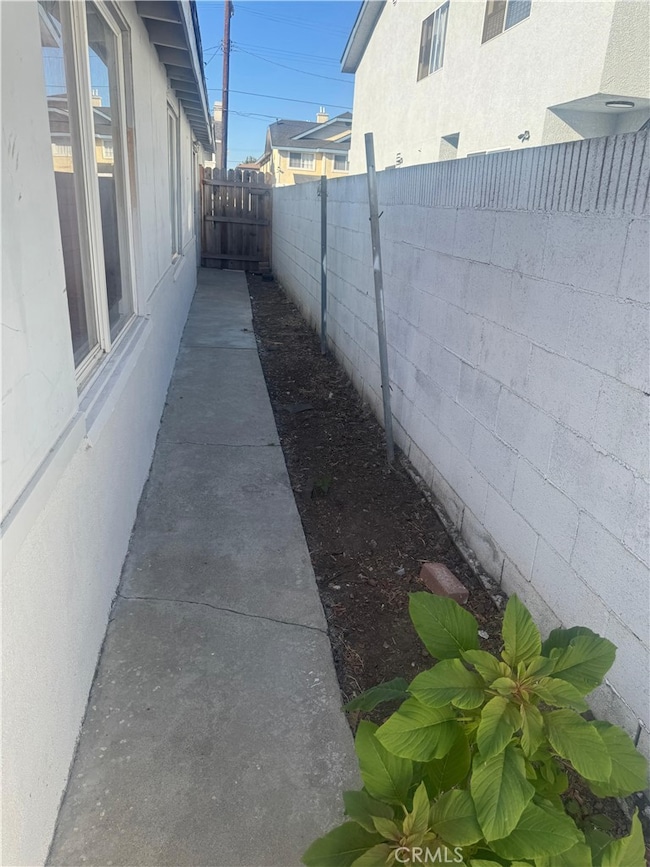 1566 W 208th St, Torrance, CA 90501 - photo 4