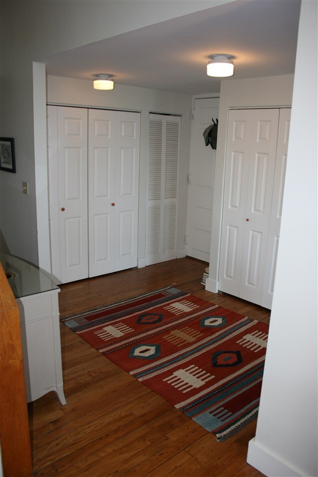 609 State St, Portsmouth, NH 03801 - photo 7