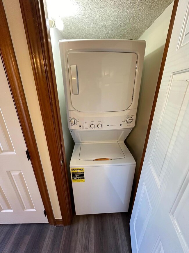 3502 Ivy Commons Dr unit 201, Raleigh, NC 27606 - photo 3