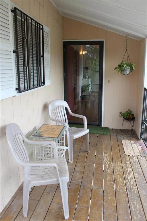 602 W 5th St, Weslaco, TX 78596 - photo 6