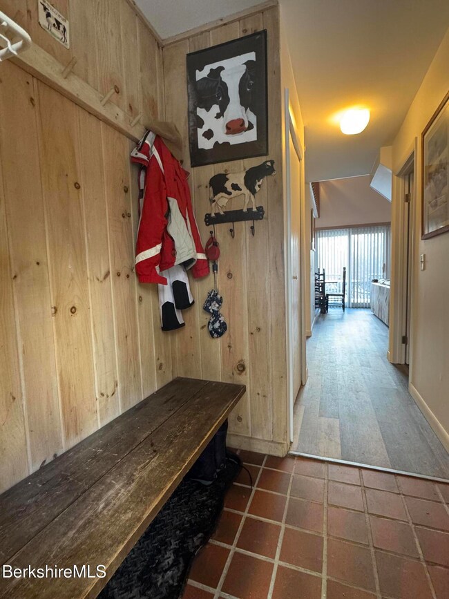 37 Corey Rd unit 14, Hancock, MA 01237 - photo 5