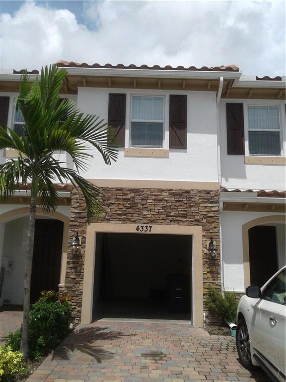 4337 Brewster Ln unit 4337, West Palm Beach, FL 33417 - photo 3