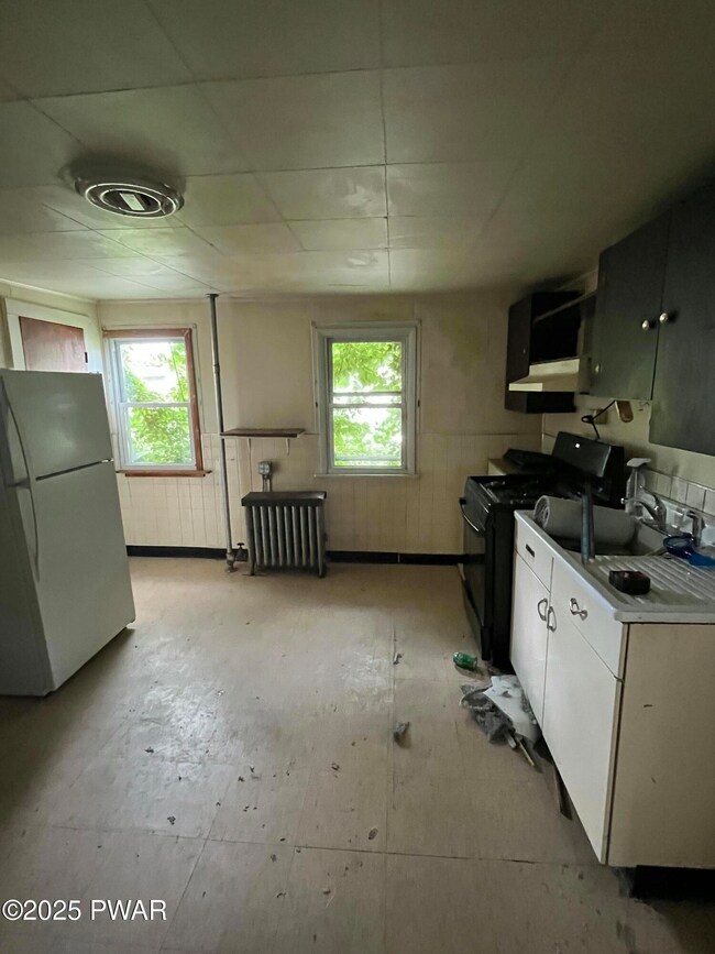 519 Rear Birch St, Scranton, PA 18505 - photo 7