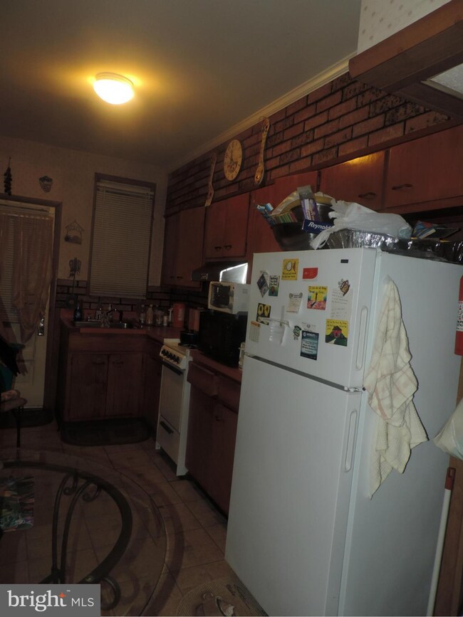 3432 Erdman Ave, Baltimore, MD 21213 - photo 6