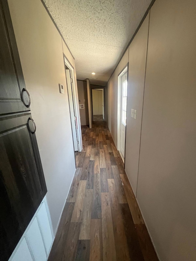 2301 SW Sheridan Rd unit 3, Lawton, OK 73505 - photo 4