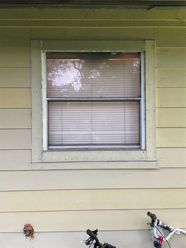 2631 Mooney Rd, Houston, TX 77093 - photo 7