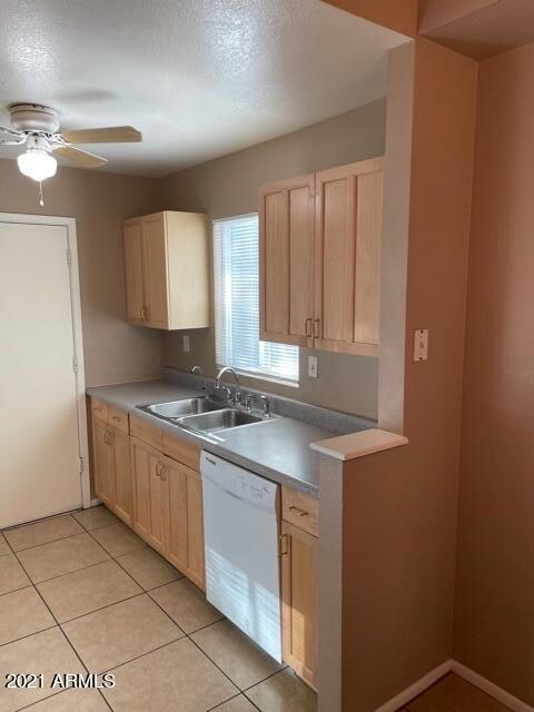kitchen2