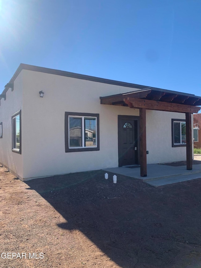 10228 Hatchett Rd, Socorro, TX 79927 - photo 2