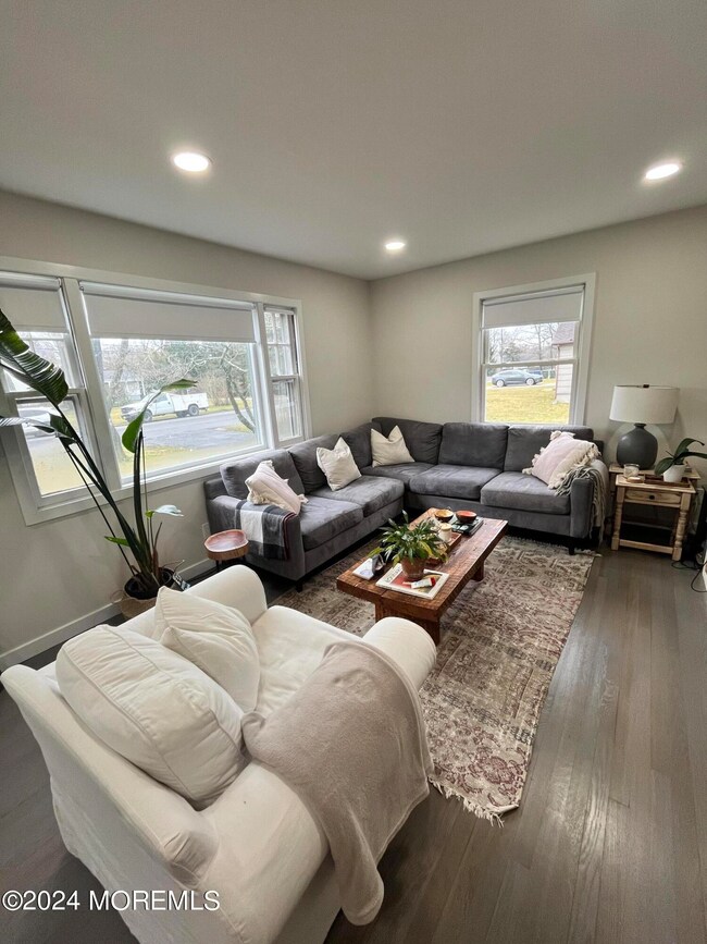 369 Beecroft Place, Oakhurst, NJ 07755 - photo 3