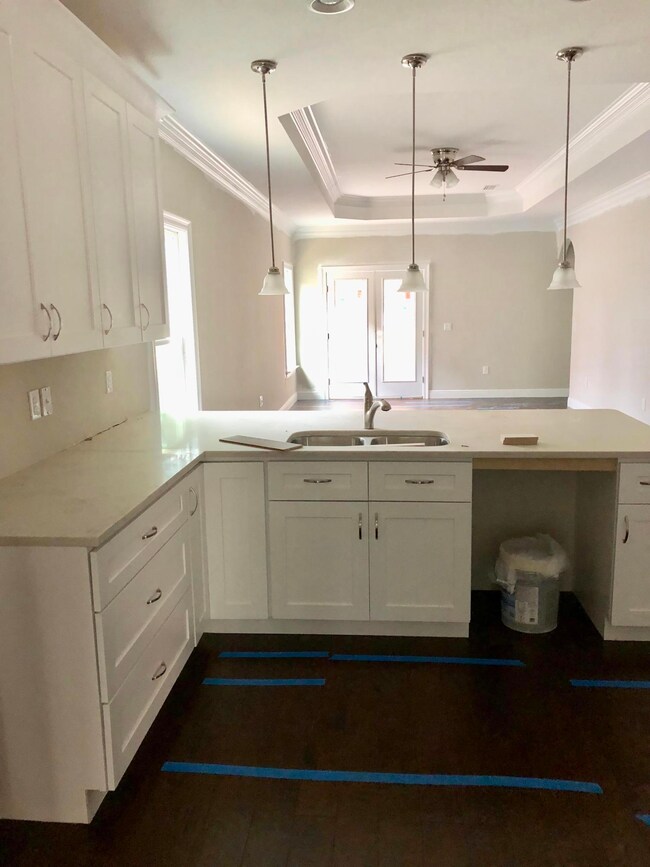 05586BB3-AA17-4C6B-ADFB-4C42500586D2