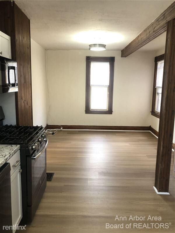 821 W Liberty St unit 2, Ann Arbor, MI 48103 - photo 4