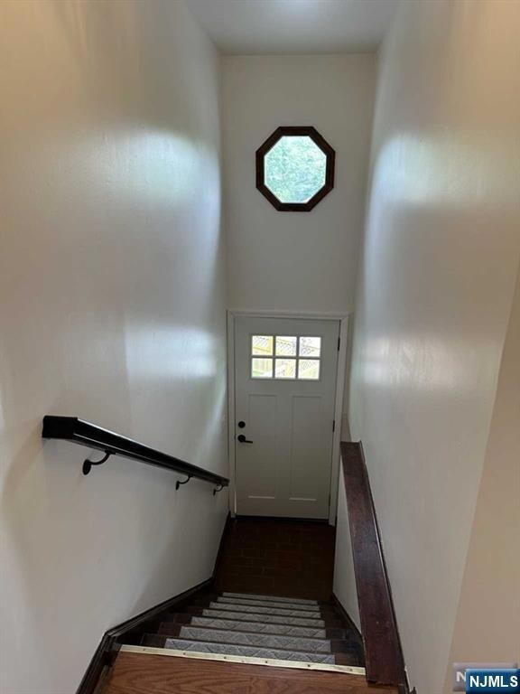 300 S Maple Ave, Glen Rock, NJ 07452 - photo 7