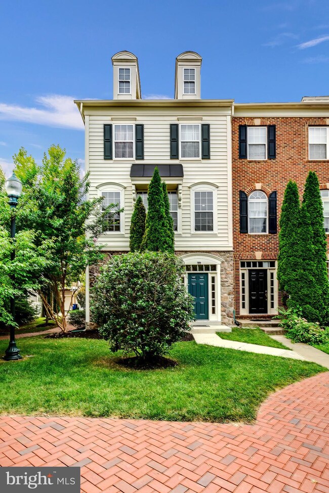 23309 Brewers Tavern Way, Clarksburg, MD 20871 - photo 2