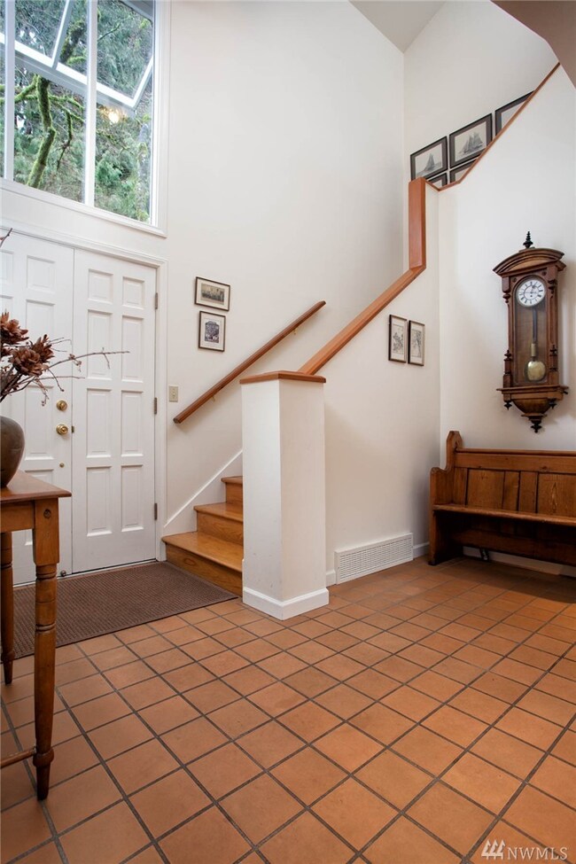 8230 84th Ave SE, Mercer Island, WA 98040 - photo 2