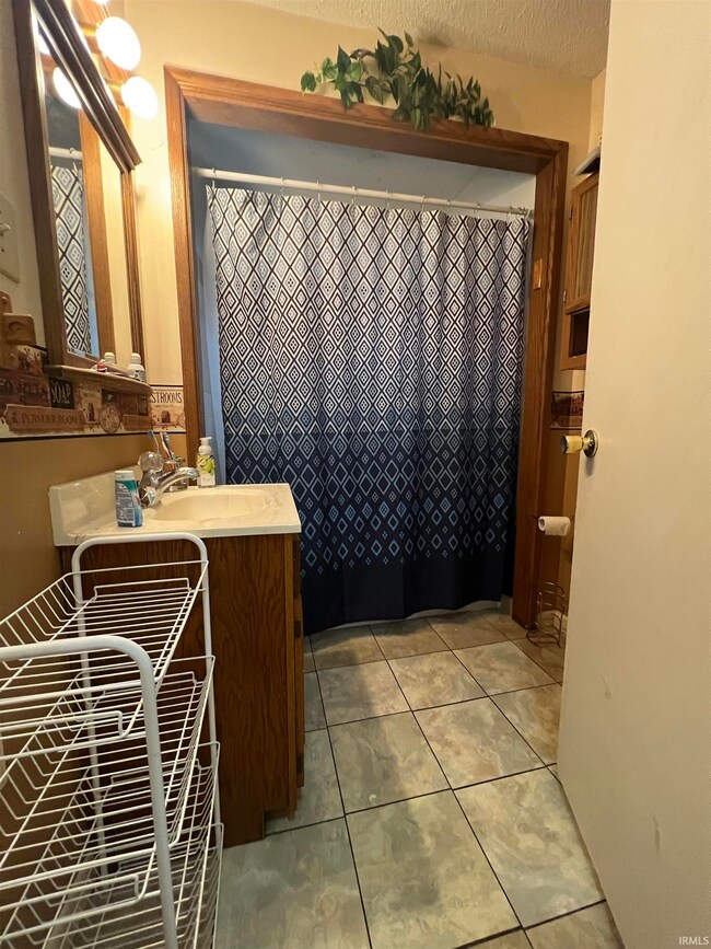 169 F St NE, Linton, IN 47441 - photo 5