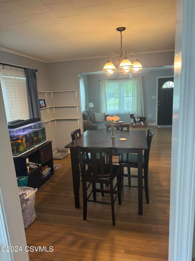 704 Penn St, Milton, PA 17847 - photo 5