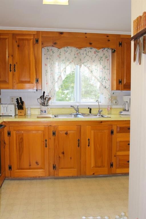 Kitchen Close-up. Lots of Room to...